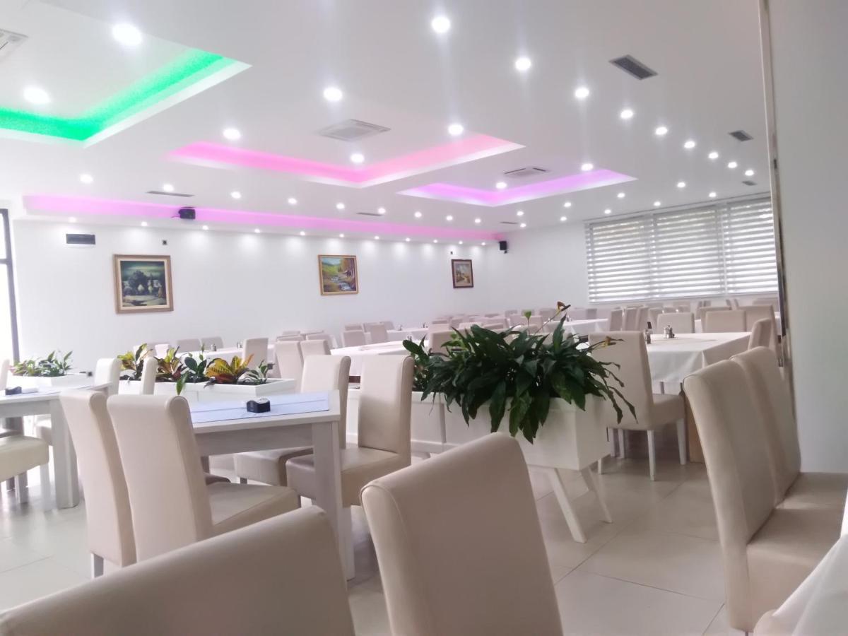 Hotel Mk, Plavi Restoran, Loznica Dış mekan fotoğraf